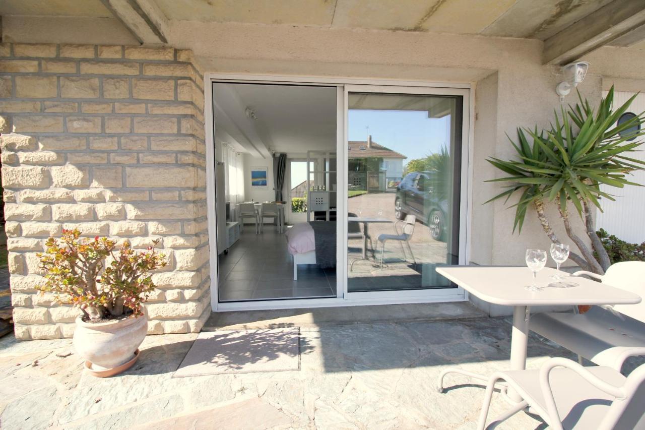 Chez Régine Appartamento Arromanches-les-Bains Esterno foto